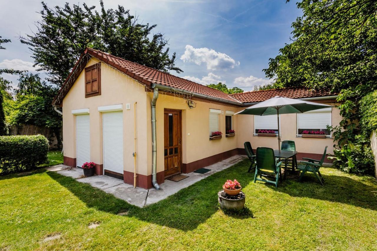 Visegrad Vendeghaz-Apartman エクステリア 写真