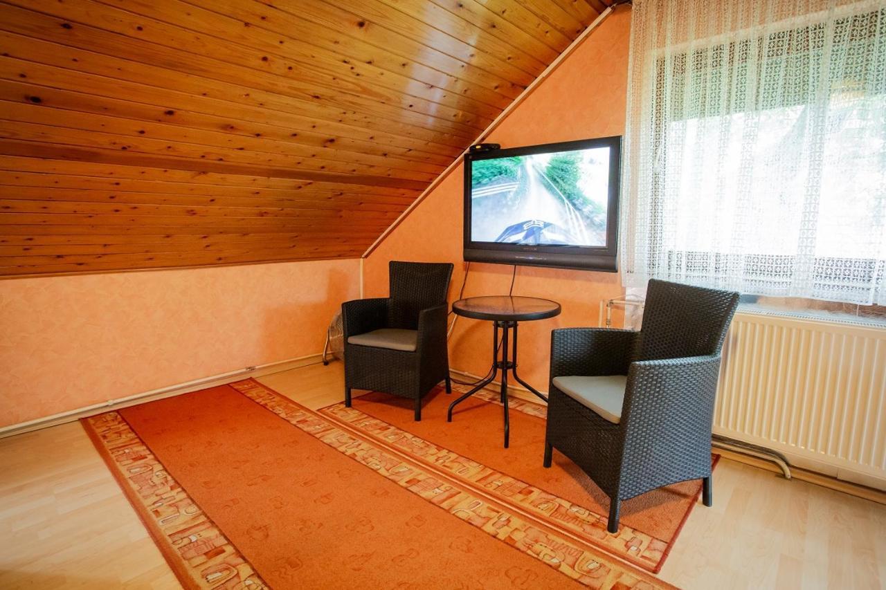 Visegrad Vendeghaz-Apartman エクステリア 写真