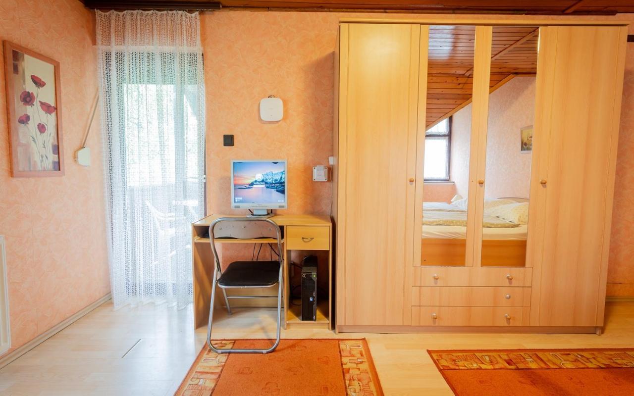 Visegrad Vendeghaz-Apartman エクステリア 写真